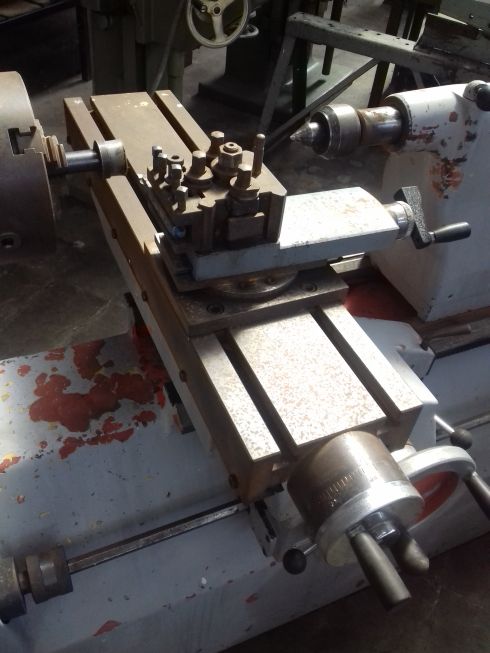 TORNIO ZANROSSO PER RUOTE IN LEGA USATO LATHE FOR ALLOY WHEELS TORNIO ZANROSSO PER RUOTE IN LEGA USATO LATHE FOR ALLOY WHEELS