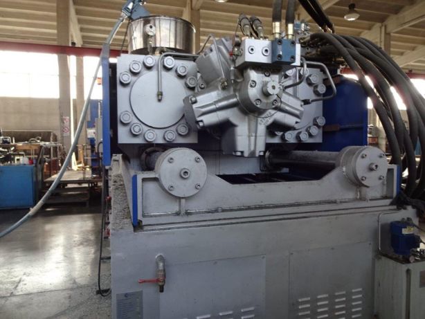 BMB 1000 TON PRESSA PLASTICA USATA PRESS PLASTIC MACHINE USED MACCHINA PLASTICA 1000 TON USED 0017