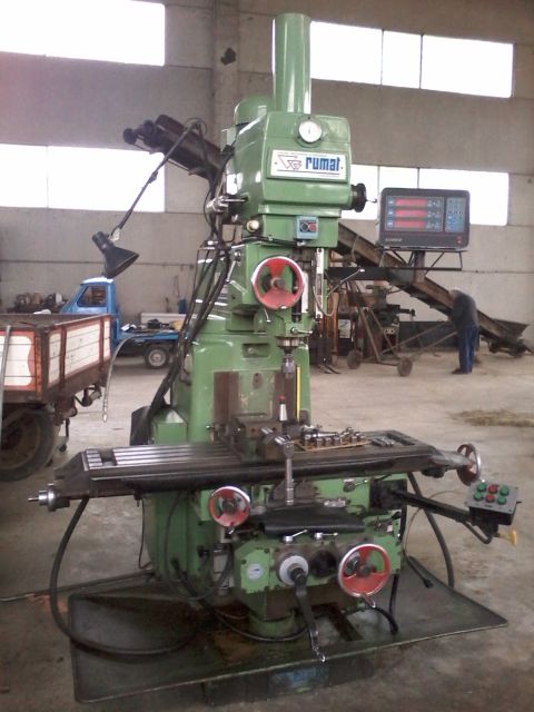 MILLING MACHINE USED FRESA UNIVERSALE USATA VISUALIZZATA MILLING MACHINE USED FRESA UNIVERSALE USATA VISUALIZZATA
