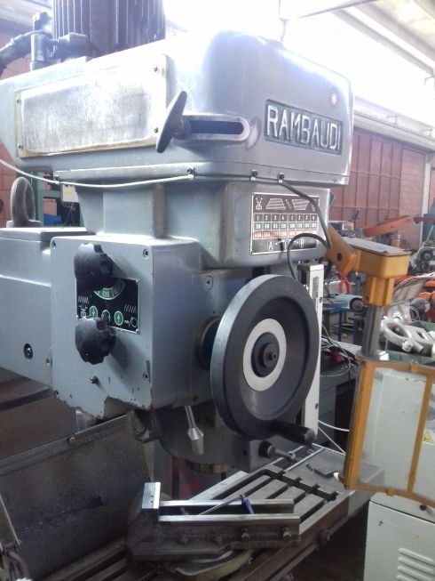 A602 FRESA RAMBAUDI MG3 VISUALIZZATA USATA FRESA UNIVERSALE M3 FRESATRICE MILLING MACHINE USED A602 FRESA RAMBAUDI MG3 VISUALIZZATA USATA FRESA UNIVERSALE M3 FRESATRICE MILLING MACHINE USED