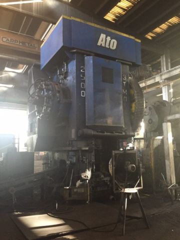 MACHINE PRESS 2500 TON USED HOT PRESSA A CALDO 2500 TON USATA STAMPING PRESS FORGING PRESS USED MECHANICAL 0002