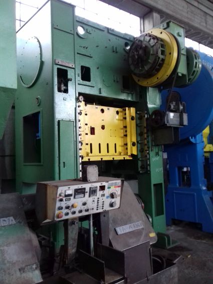 PRESSA ECCENTRICA 400 TON MECCANICA USATA USED PRES ERFURT 400 TON MACHINE PRESS 400 TON A DOPPIO MONTANTE A QUATTRO MONTANTI STAMPING PRESS FORGING PRESSA ECCENTRICA 400 TON MECCANICA USATA USED PRES ERFURT 400 TON MACHINE PRESS 400 TON A DOPPIO MONTANTE A QUATTRO MONTANTI STAMPING PRESS FORGING