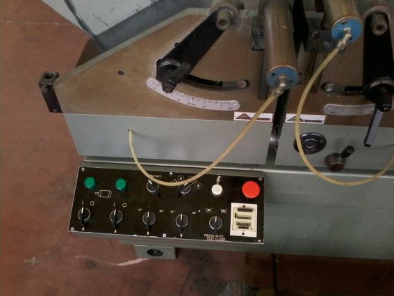 SEGATRICE TRONCATRICE EMMEGI MG MODELLO TRD 450 A ALLUMINIO USATA SAWING USED MACHINE MACHINERY SEGATRICE TRONCATRICE EMMEGI MG MODELLO TRD 450 A ALLUMINIO USATA SAWING USED MACHINE MACHINERY