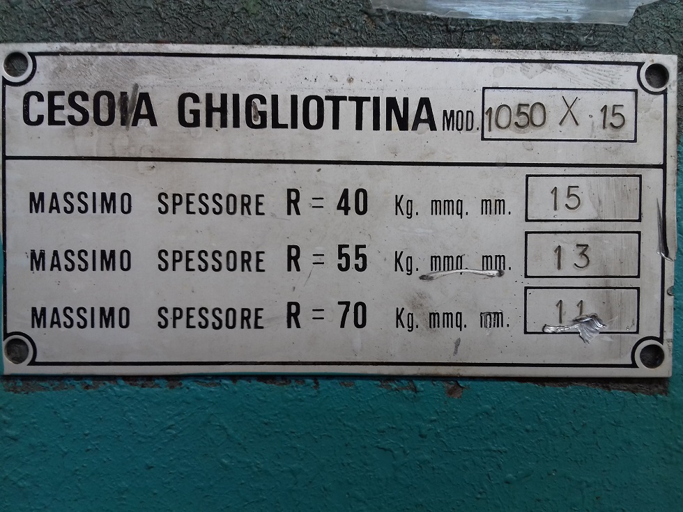 CESOIA ROMEC 3000 X 8 mm MACHINE SHEARS USED 4 5 6 8 CESOIA ROMEC 3000 X 8 mm MACHINE SHEARS USED 4 5 6 8