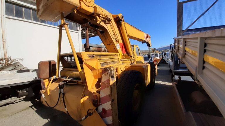 AUTOGRU GRU 15 TON LOCATELLI USATA SEMOVENTE 10 12 18 222 AUTOGRU GRU 15 TON LOCATELLI USATA SEMOVENTE 10 12 18 222