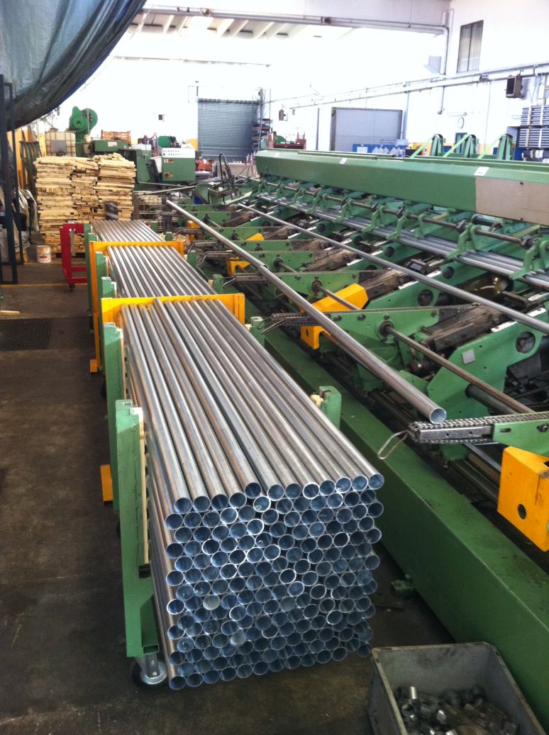 LINEA TAGLIO A TESTE MULTIPLE ADIGE TM 60 MULTI HEAD TUBE SAWING INSTALLATION LINEA TAGLIO A TESTE MULTIPLE ADIGE TM 60 MULTI HEAD TUBE SAWING INSTALLATION
