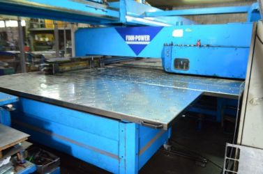 FINN-POWER 160 A LASER PUNZONATRICE